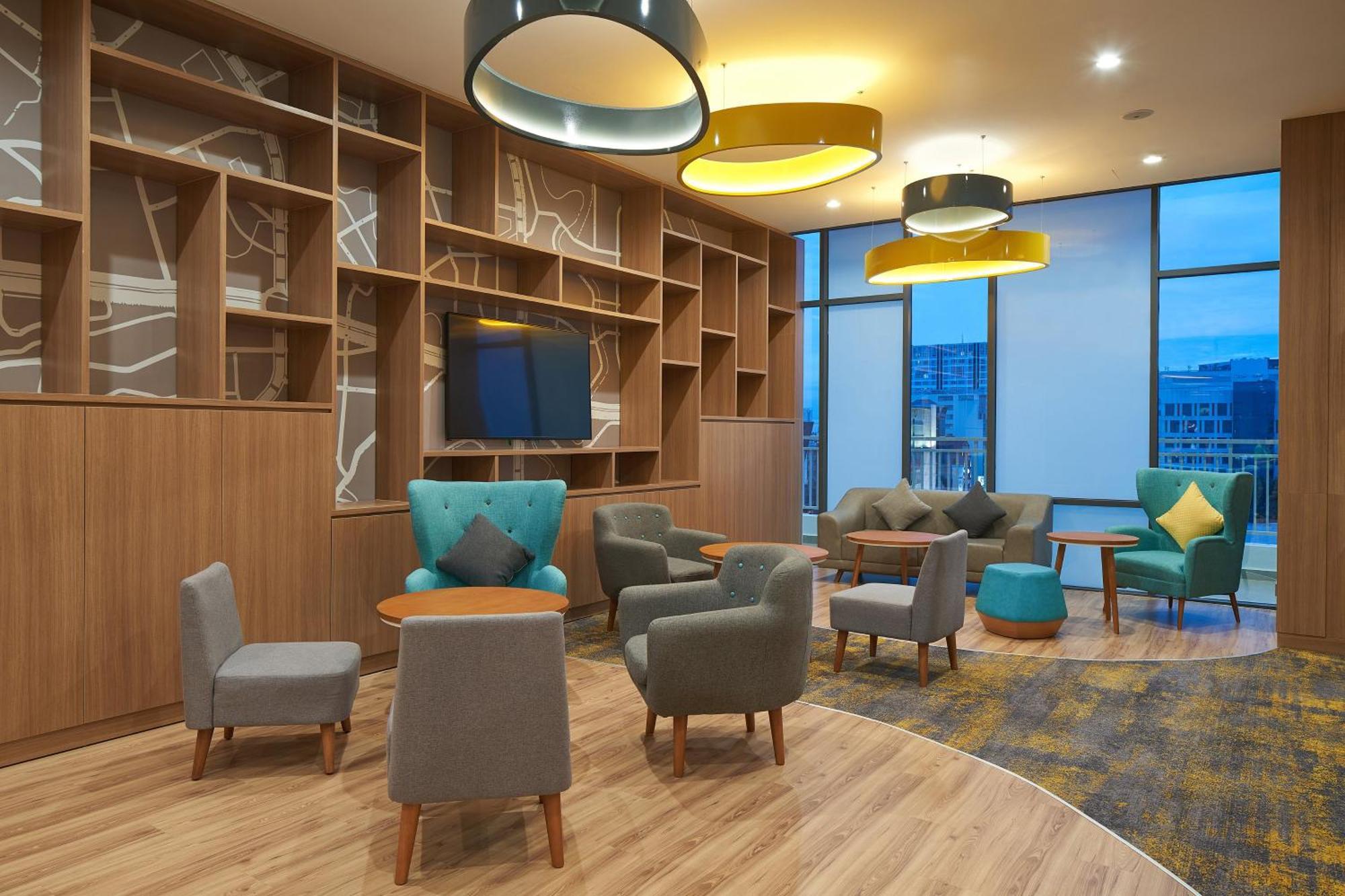 Holiday Inn & Suites Saigon Airport By Ihg Ho Chi Minh City Bagian luar foto