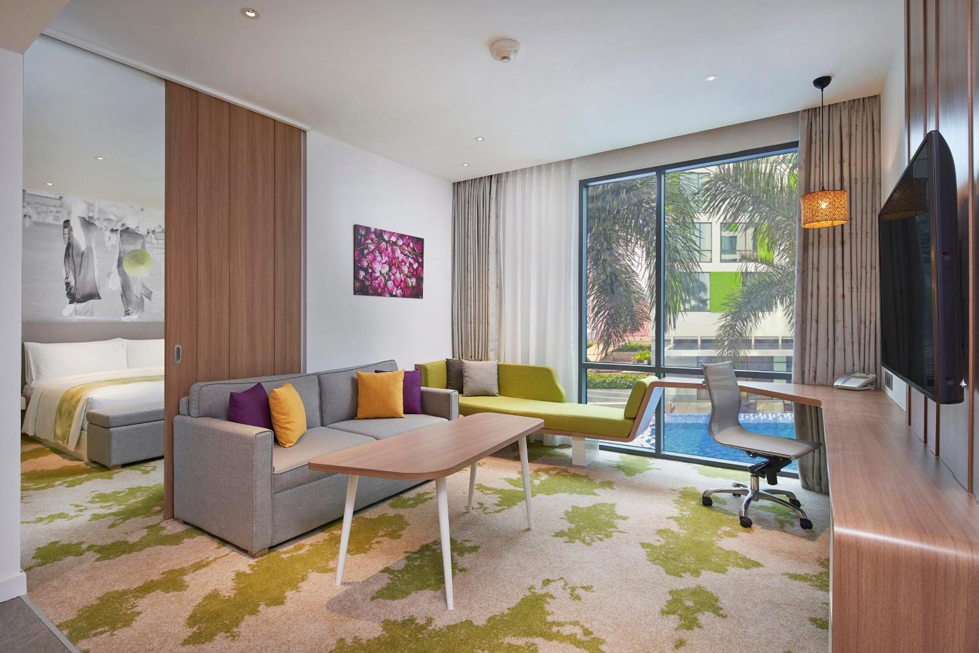Holiday Inn & Suites Saigon Airport By Ihg Ho Chi Minh City Bagian luar foto